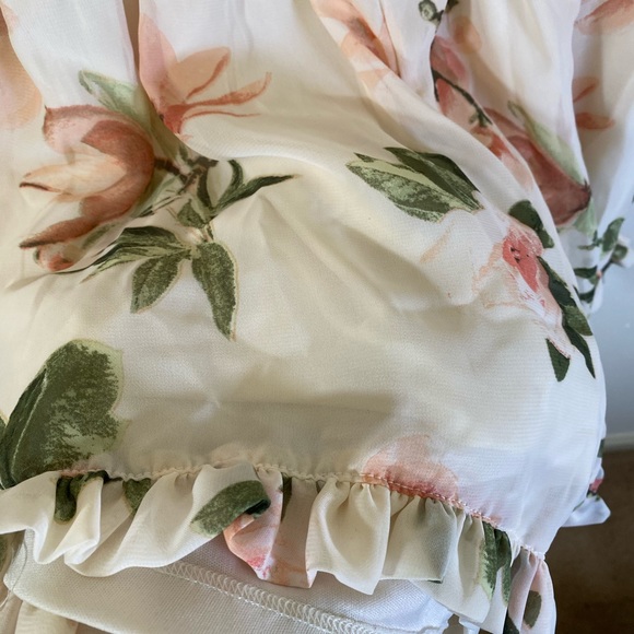 J is for Justify Floral Romper - Picture 5 of 6